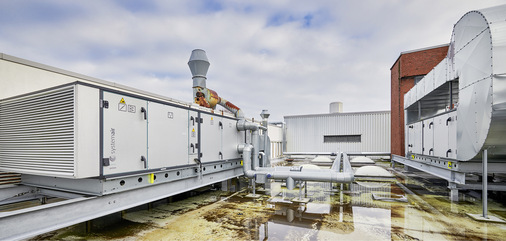 Die Lüftungsgeräte Geniox und die ­Kaltwassersätze von ­Systemair sind gewichts­optimiert ­ausgelegt, um den ­statischen Erforder­nissen des Bestands­gebäudes aus den 50er Jahren Rechnung zu tragen.