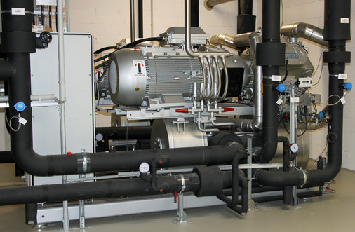 Das Bild zeigt eine der beiden Sabroe Chill-PAC Units. Geplant ist, in der nächsten Ausbaustufe noch weitere Chill-PAC Kältemaschinen zu installieren. - © Bild: Johnson Controls
