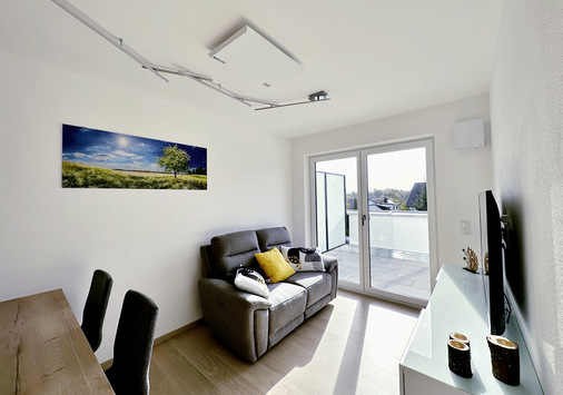 Die Lüftungsgeräte fügen sich aufgrund ihrer ­Abdeckung in das Gesamtbild der Räume ein.