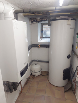  Die bestehende Gasheizung wird nur noch für die Fußbodenheizung in den Bädern und für die Warmwasserbereitung genutzt.