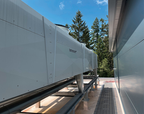 Bei 25 Grad Celsius Vorlauftemperatur genügt während eines Großteils des Jahres die passive Freikühlung mit dem hermeticool-Kühlsystem.