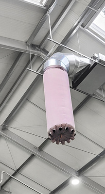 Das Kanalgerät mit Luftsack kann vor allem im Heizbetrieb auch am Hallenboden für günstige Klimabedingungen sorgen.