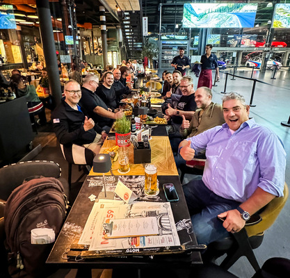 Traditionell gibt es am Vorabend ein Referentenessen.