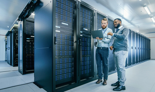 Der steigende Bedarf an Rechenzentrumsleistung erfordert effiziente Kühlsysteme.