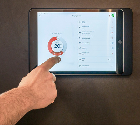 Die zentrale Steuerung der Heizungs-, Klima- und Warmwassertechnik erfolgt über die Daikin Onecta App