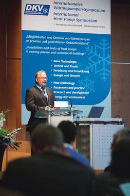 DKV-Vorsitzender Dr. Frank Rinne bei der Eröffnung
