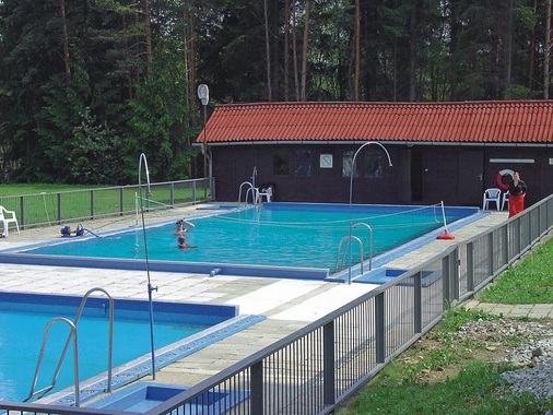 Der Outdoor-Pool
