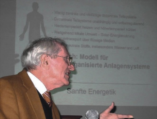 Prof. Heinrich schildert begeistert und begeisternd seine Vision von der 
sanften Energetik
