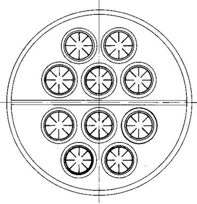 Bild 12: Blick auf den Rohrboden eines zweigängigen 
Axialstrom-Wärmeübertragers mit Innenrippen (AWI)
