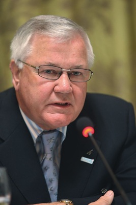 Friedrich P. Busch, Generaldirektor EPEE European Partnership for Energy and 
Environment
