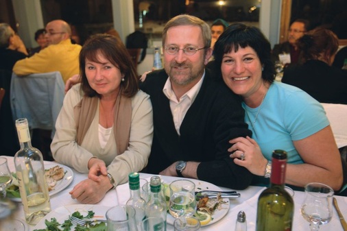 V.l.: Dr. Karin Jahn, Fachverband Allgemeine Lufttechnik im VDMA, Hermann 
Schütz, Leitung Messekoordination Ziehl-Abegg AG, und Daniela Heinkel, 
Projektreferentin Chillventa NürnbergMesse
