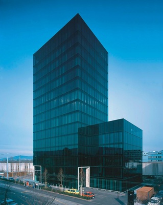Neubauprojekt Obsidian in Zürich mit 320 dezen­tralen Lüftungsgeräten
