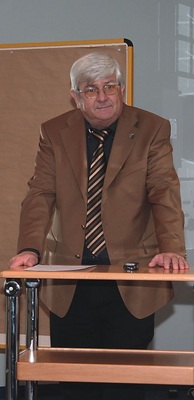 BIV-Geschäftsführer Klaus Arns berichtet über erfreuliche Zuwächse bei 
der Zahl der Auszubildenden
