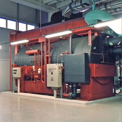 Ein Absorptionschiller im Energie­versorgungscenter
