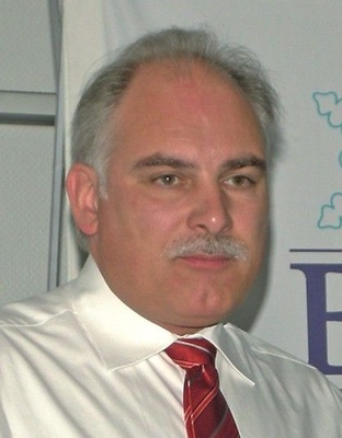 Dezentrale Klimatechnik war das Thema von Stefan Bauer, Leiter 
Project-Account bei Emco Klima
