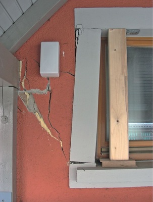 Wegen Einsturzgefahr beginnt die Stadtverwaltung mit der Auslagerung 
wichtiger Akten aus einem angrenzenden Gebäude des Rathauses
