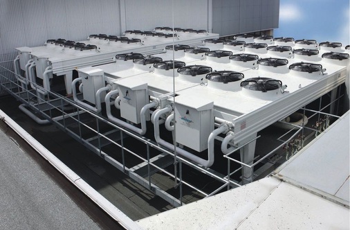 Die Axialrückkühler im Raumfahrtzentrum werden auch zur Freien Kühlung 
genutzt
