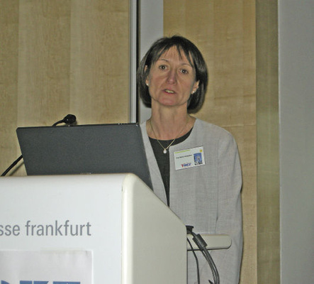 Geschäftsführerin Stefani Wolfgarten berichtete über die Fokussierung auf 
Sachthemen und Lobbyarbeit
