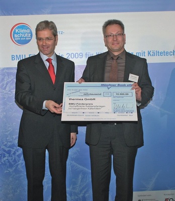 Und noch einen 1. Preis vom Bundesumweltminister für Thermea, vertreten 
durch Geschäftsführer Steffen Oberländer

