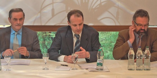 VDKF-Präsident Werner Häcker, VDKF-Landes­vorsitzender BaWü, Steffen 
Klein und Obermeister Walter Walz (v. l.)
