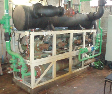 Bild 3: Umgestellter Carrier-Kaltwassersatz bei Solvay Fluor, Bad Wimpfen
