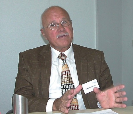 Joop Hoogkamer, Executive Director von Eurovent mit Sitz in Brüssel: „Es 
ist letztlich eine Optimierungsaufgabe zwischen Systemgedanken und 
Zersplitterung“
