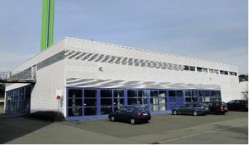 Das „Gebäude 20“ der Technischen Universität Kaisers­lautern ist die 
Energiezentrale für Kälte- und Heizungstechnik sowie Elektro- und 
Druckluftversorgung
