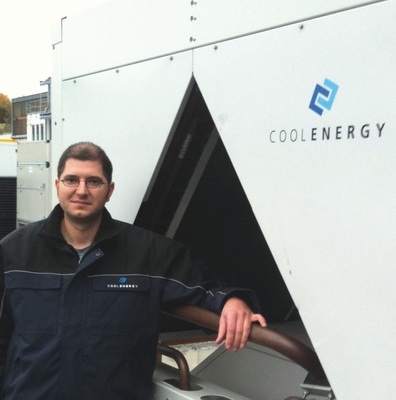 Florian Schweizer, Technischer Leiter bei CoolEnergy: „Wir verwenden Pumpen 
von ITT Lowara, weil sie sich in langjähriger Praxis als robust und 
zuverlässig erwiesen haben““
