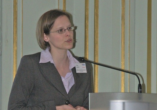 „Wir sind Menschen, mit uns kann man auch reden wenn man es denn 
möchte“, so lautete der eindringliche Aufruf Kathleen Jennrichs, die 
Fördermittel aus der Richtlinie zur Förderung von Maßnahmen an 
gewerblichen Kälteanlagen zu nutzen
