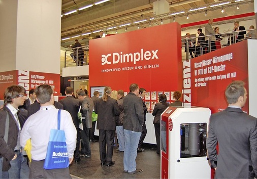 Starkes Besucherinteresse fanden die aktuellen Angebote im Wärmepumpensektor 
wie hier am Dimplex-Stand in Halle 9.

