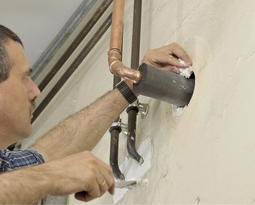 Der fachgerechte Verschluss des Ringspalts mit einem geeigneten Baustoff ist 
Bestandteil des Rohrabschottungssystems.
