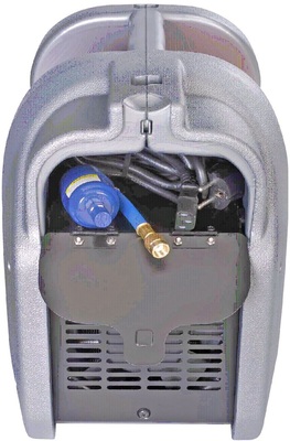 Im Staufach des ROREC Pro Kältemittelabsauggeräts kann das komplette 
Zubehör (Ölfilter und Ölfilteranschluss, Stromkabel, Tragegurt) 
untergebracht werden.
