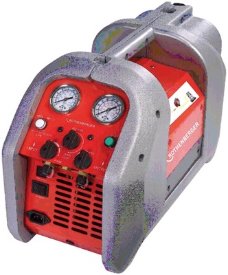 Für große Anlagen konzipiert: Mit dem leistungsstarken 
Kältemittelabsauggerät ROREC Pro können Kältemittel der Typen CFC, HCFC 
und HFC abgesaugt werden.
