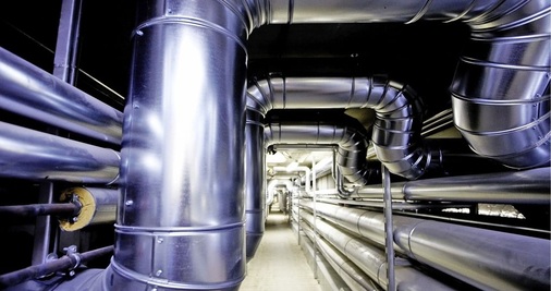 An drei Seiten des Museums verlaufen wichtige Wartungs- und 
Installationsgänge.
