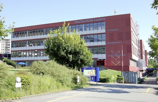 Die Hochschule Luzern ist eine der sieben öffentlich-rechtlichen 
Fachhochschulen der Schweiz und vereinigt folgende Fakultäten: Technik & 
Architektur, Wirtschaft, Soziale Arbeit, Design & Kunst sowie Musik.
