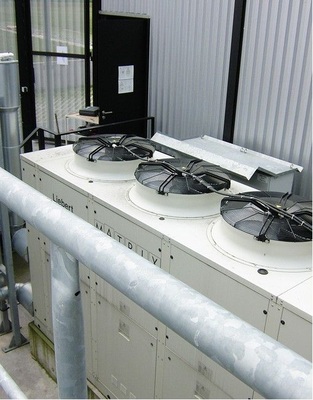 Verdunstungskühlung mit Regenwasser bei Hüttinger Elektronik, Freiburg
