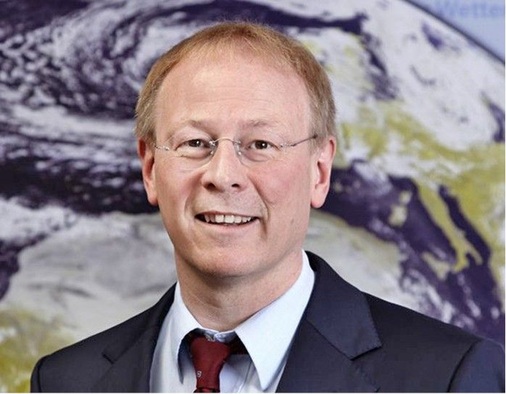 Der Klimawandel nimmt erheblichen Einfluss auf das Bauen“, so Dr. Paul 
Becker.
