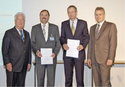 Am Montag, den 8. Oktober wurde im Rahmen des Chillventa-Congressings der 
ASERCOM Energy Efficiency Award 2012 verliehen. Der Preis ging erstmals an 
zwei Firmen: ebm-papst, Mulfingen, und Güntner, Fürstenfeldbruck. V. l.: 
Jochen A. Winkler, ASERCOM…