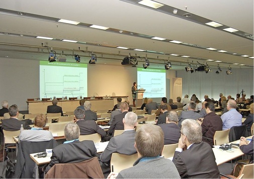 Die Vortragsveranstaltungen des Chillventa-Congressings am Vortag der Messe 
waren mit mehr als 200 Teilnehmern weniger stark frequentiert als bei der 
Chillventa 2010 (300 Teilnehmer). Hier ein Blick in die 
Gemein­schaftsveranstaltung von ASERCOM und…