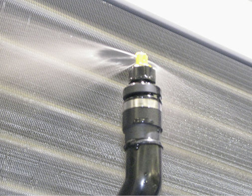 Hydro-Spray-System für luftgekühlte ­Verflüssigerin Kälteanlagen von 
Güntner
