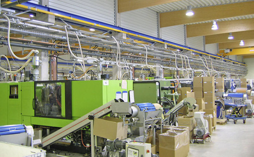 Ca. 120000 Euro werden durch die Sanierung der Kälteanlage pro Jahr 
eingespart.
