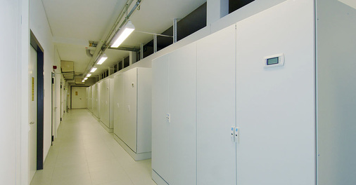 Hocheffizient, sicher und redundant: Acht Umluft-Klimasysteme stellen die 
Kühlung im Rechenzentrum der IGN GmbH in München sicher.
