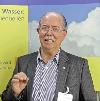 Peter Hubacher: „Es ist immer noch besser eine Luft/Wasser-Wärmepumpe mit 
einer Jahresarbeitszahl von 3,0 zu wählen als eine Öl- oder Gasheizung 
einzubauen.“
