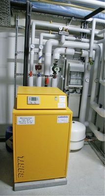 Die Inneneinheit der Luft/Split-Wärmepumpe steht im Technikraum im ersten 
Obergeschoss.
