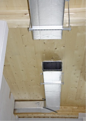 Diese Lüftungskanäle bestehen aus den Mineralwolle-Dämmplatten Ursa Air 
Zero.
