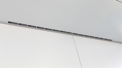 Ein von Emco Klima für die Think-Tanks entwickeltes 
Schalldämmlüftungsgerät im Bild die dezenten Be- und 
Entlüftungs­öffnungen stellt auch bei Vollbelegung mit vier Personen eine 
dauerhaft angenehme Luftqualität im Innern sicher.
