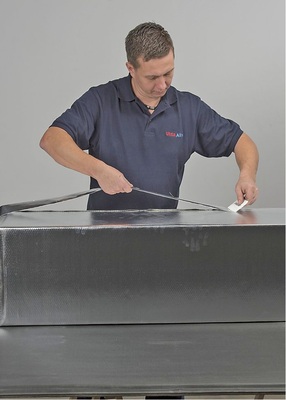 Verarbeitungsschritt 6: Abschließend wird der Kanal luftdicht verklebt.
