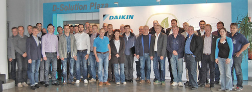 Nach der Daikin-Werksbesichtigung in Oostende gabs das obligatorische 
Gruppenbild.

