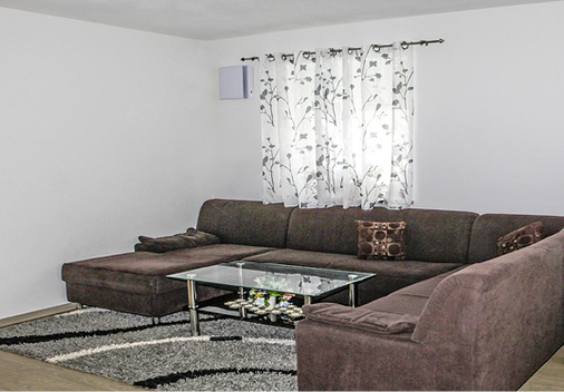 In Küchen, Bädern, Wohn- und Schlafzimmern sorgen die unauffälligen 
Dimplex-Lüftungsgeräte DL 50 WA effizient für individuellen 
Luftaustausch.

