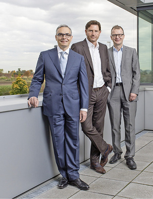 Geschäftsführer Veit Scholl (v. l.) zusammen mit den Mitgliedern der 
Geschäftsführung Remo Rickler sowie Klaus Hamm

